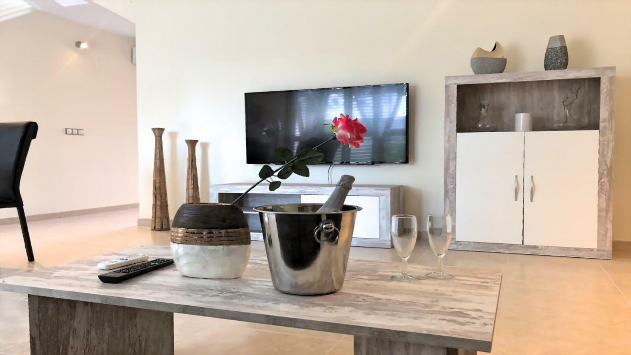 Espectacular Chalet Adosado de lujo Bienvenido al Paraíso Sant Jordi Exterior foto